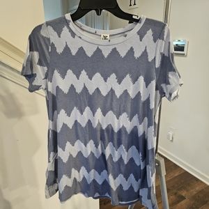 Womens casual chevron top